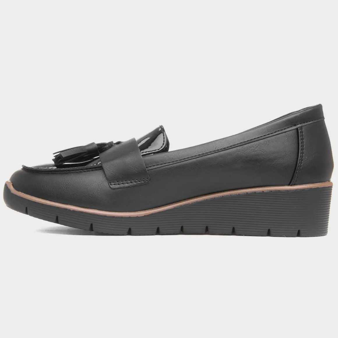 Comfy Steps Yvonne Womens Black Loafer