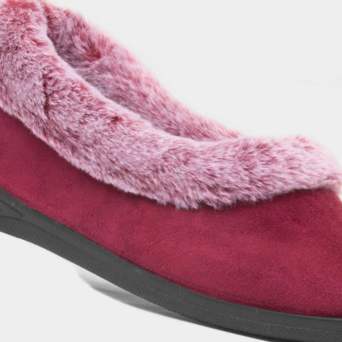 Cushion Walk Gracie Womens Red Slipper