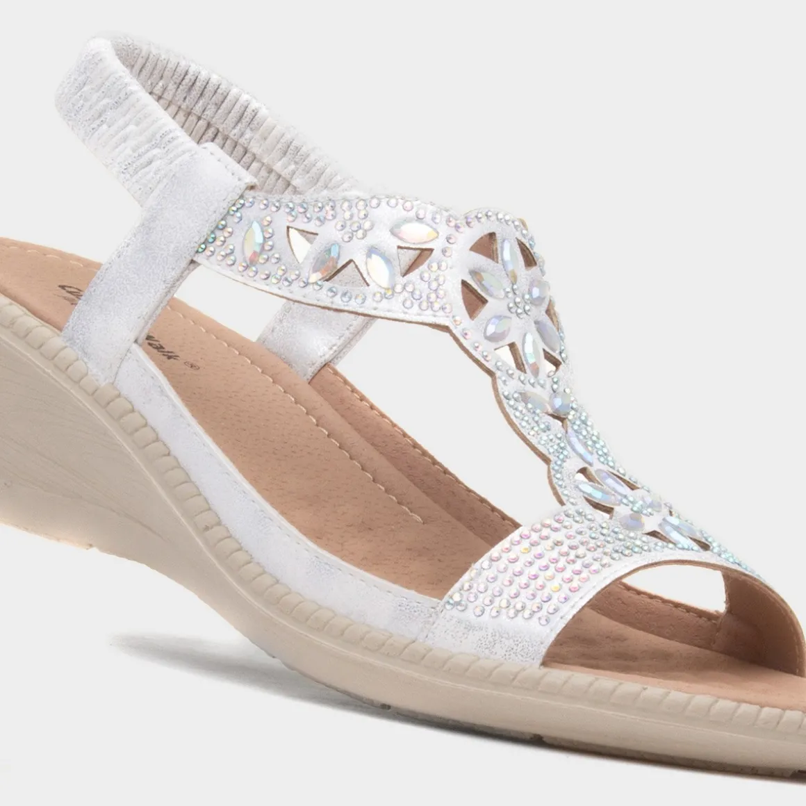 Cushion Walk Mars Womens White Wedge Sandal