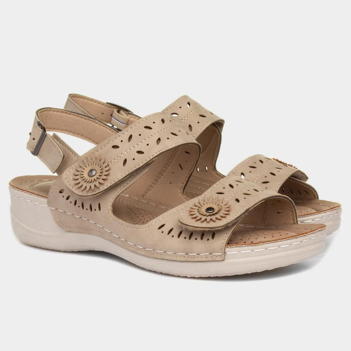 Cushion Walk Meryl Womens Beige Wedge Sandal