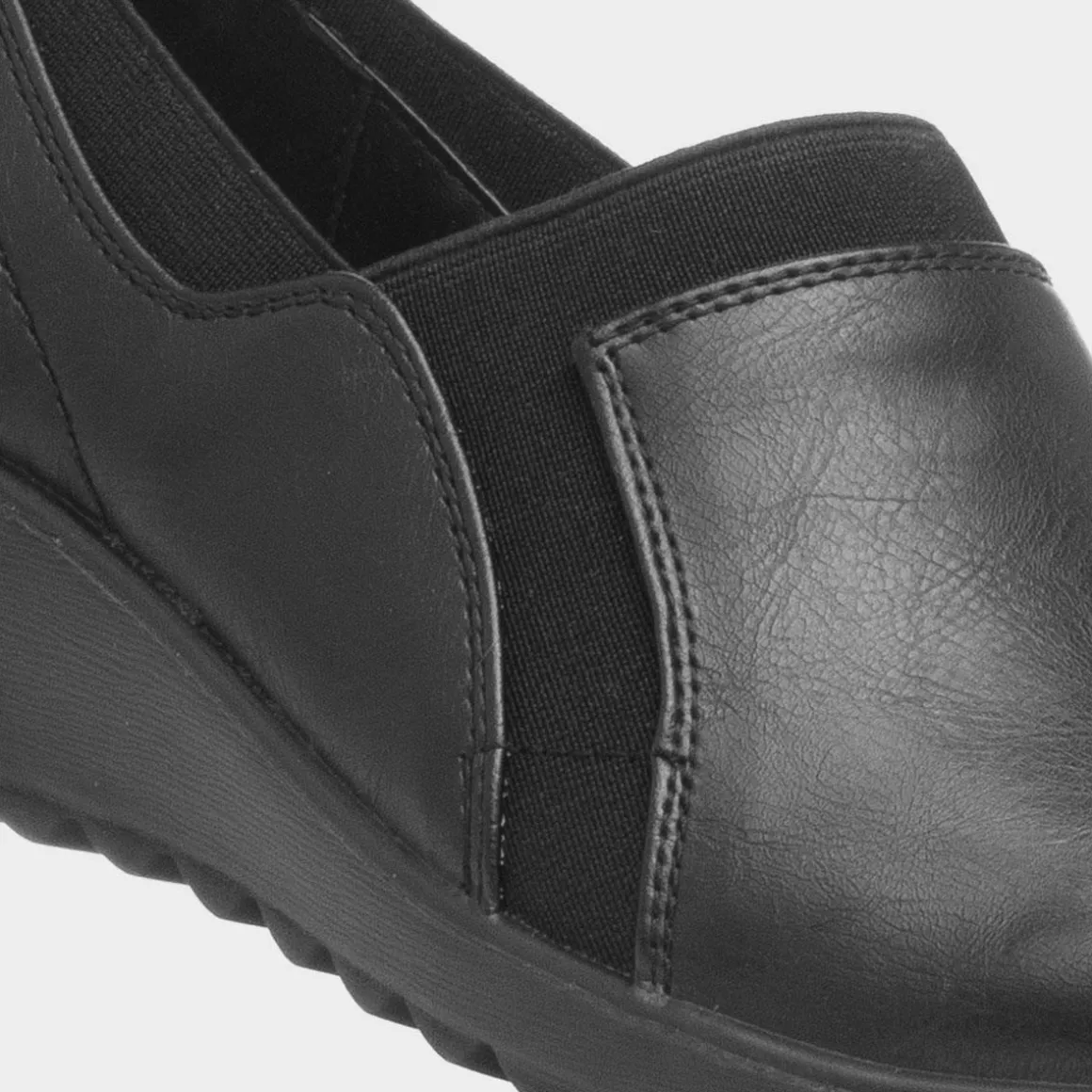 Cushion Walk Polly Women's Black Wedge Casual Shoe