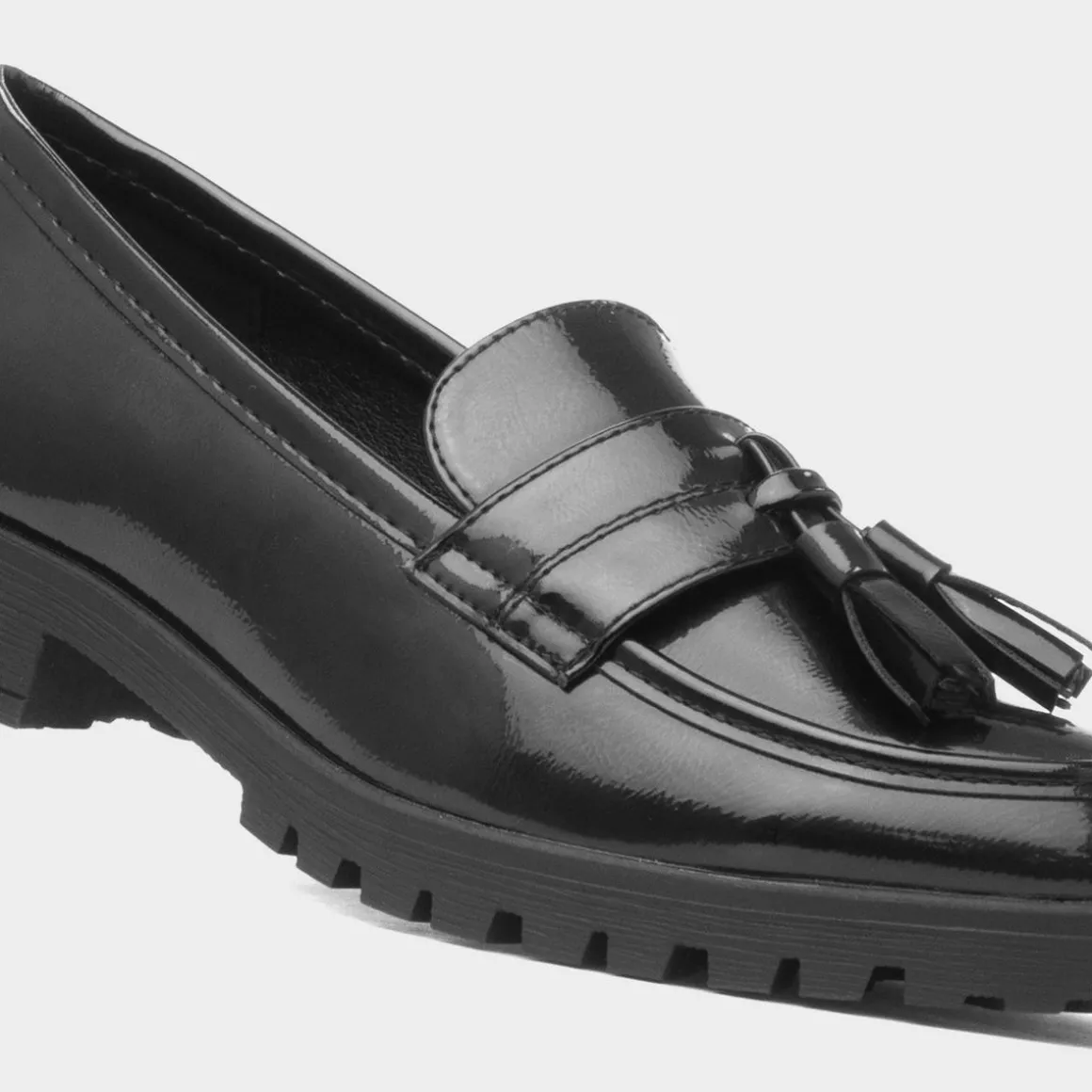 Cushion Walk Rosie Womens Black Patent Loafer