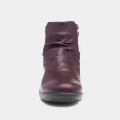 Cushion Walk Stud Womens Bordeaux Ankle Boot