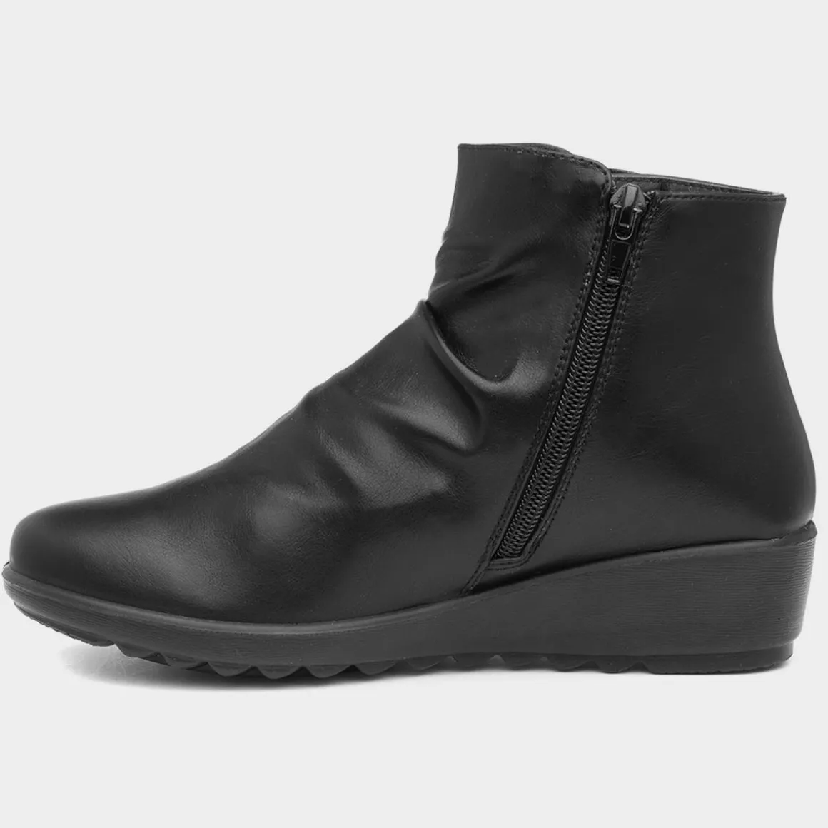 Cushion Walk Stud Womens Black Ankle Boot