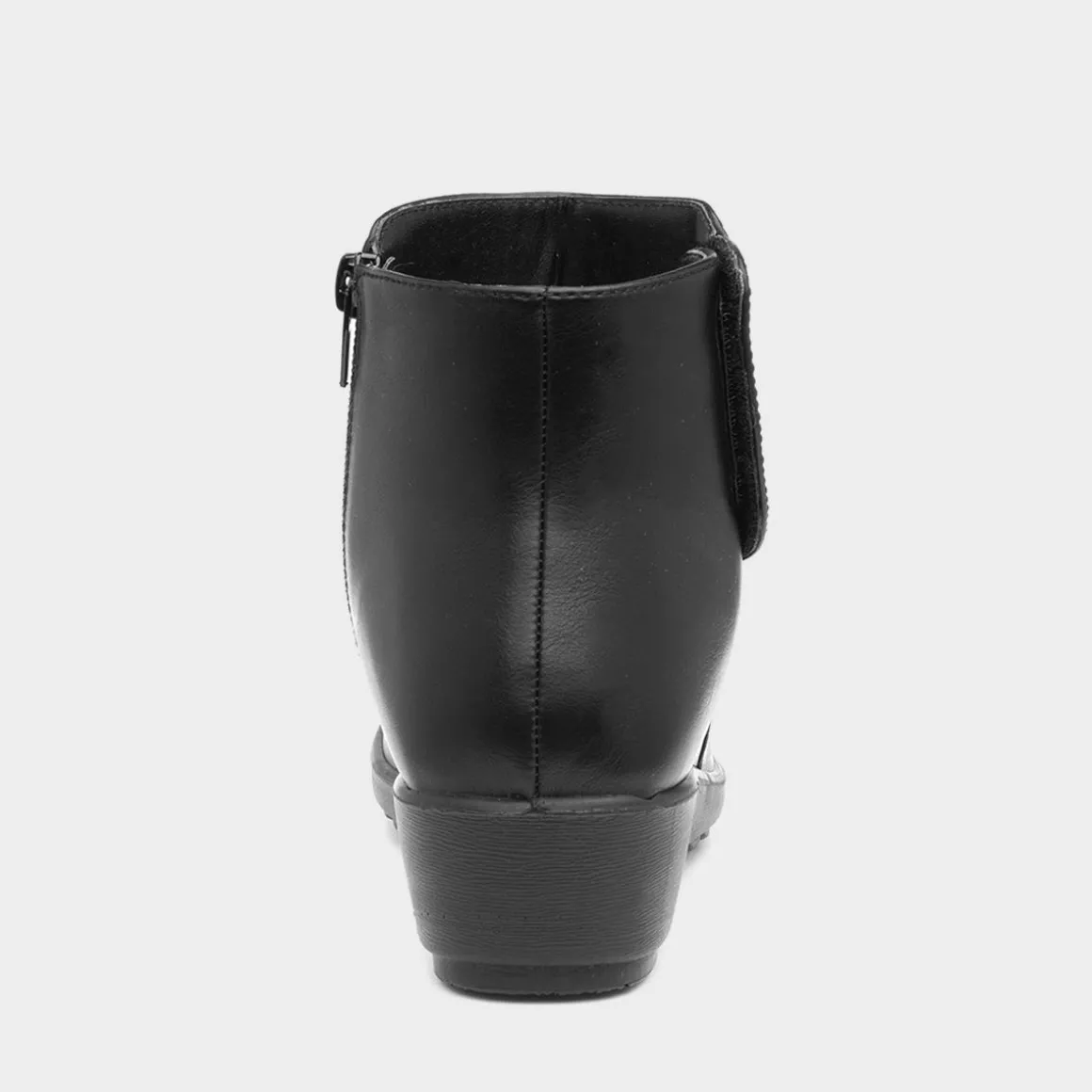 Cushion Walk Stud Womens Black Ankle Boot