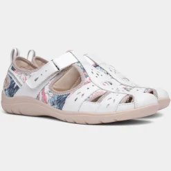 Free Spirit Cleveland Womens White Floral Shoe