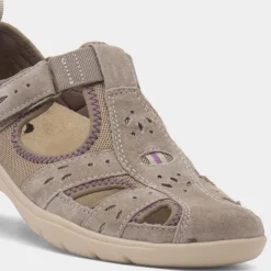Free Spirit Cleveland Womens Sand Easy Fasten Shoe