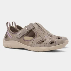 Free Spirit Cleveland Womens Sand Easy Fasten Shoe
