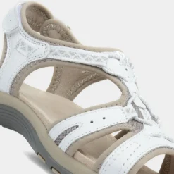 Free Spirit Fairmont Womens White Sandal