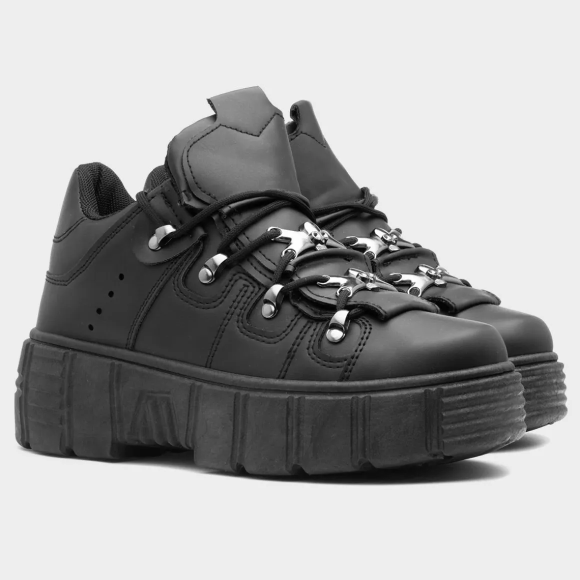 Heart Char Womens Black Chunky Trainer