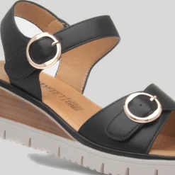 Heavenly Feet Concord Womens Black Wedge Sandal