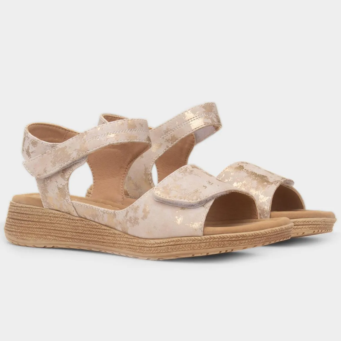 Heavenly Feet Mavis Cloud Womens Beige Sandal