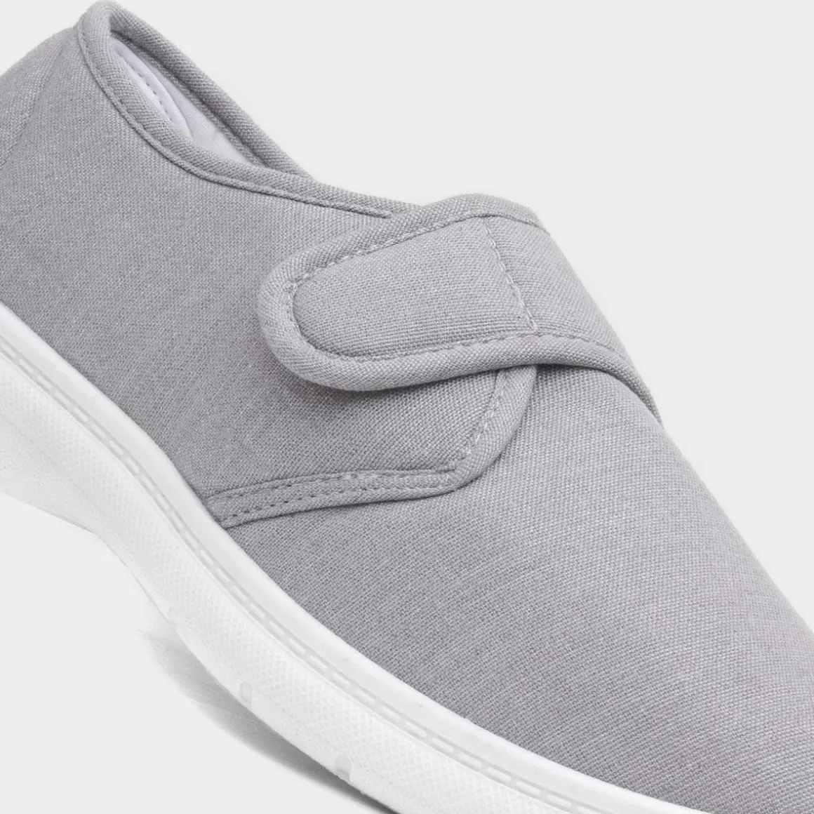 Hobos Broderick Mens Light Grey Canvas Shoe