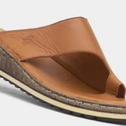 Hush Puppies Elissa Womens Tan Leather Sandal
