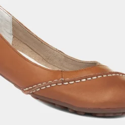 Hush Puppies Janessa Womens Tan Ballerina