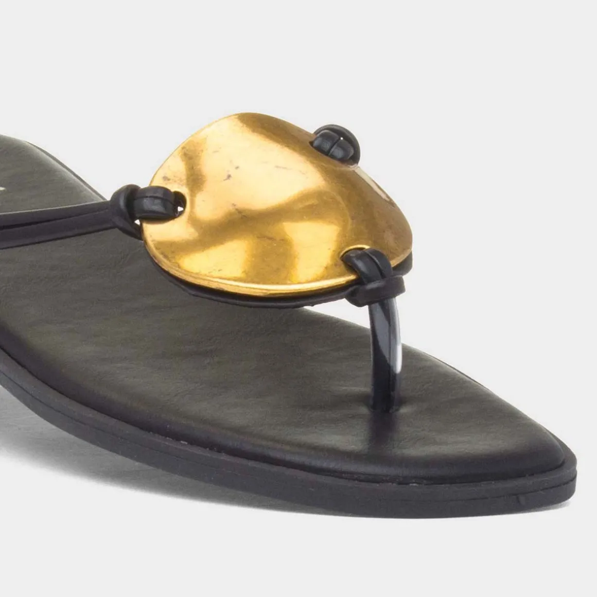 Krush Elena Womens Black Toe Post Sandal