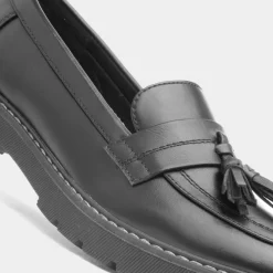 Lilley Angel Womens Black Tassel Loafer