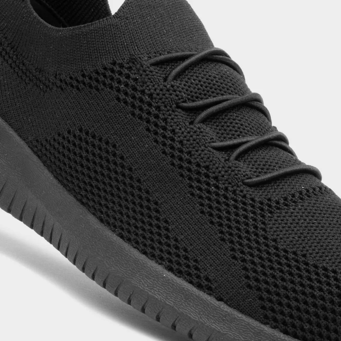Lilley Darcy Womens Black Knitted Trainer