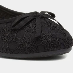 Lilley Gwen Womens Black Lace Slip On Ballerina
