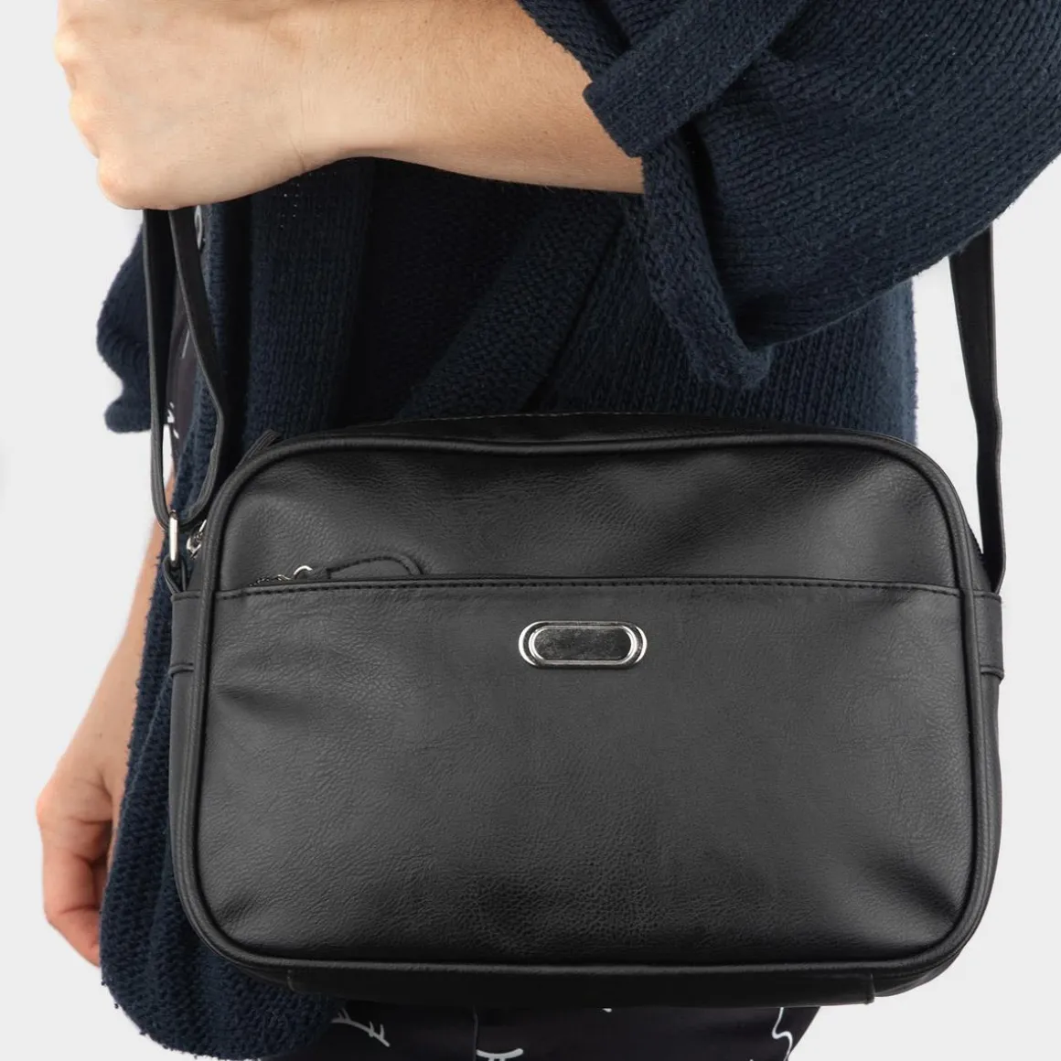 Lilley Irene Womens Black Compartment Handbag