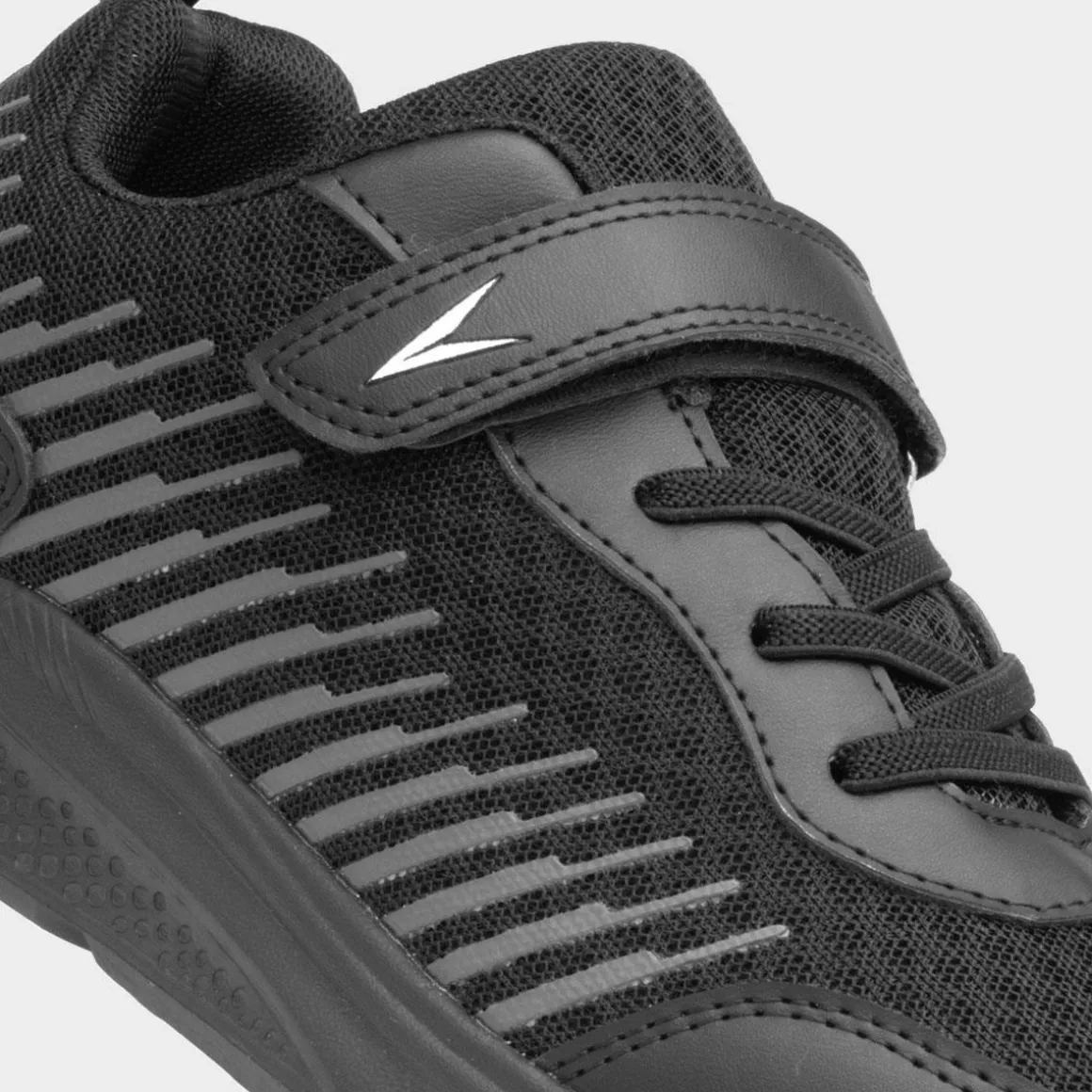 Osaga Astronaut Kids Black Easy Fasten Trainer