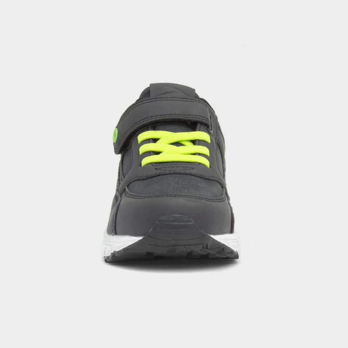 Osaga Barnes Kids Black Easy Fasten Trainer