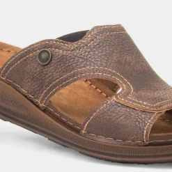 Osaga Buena Mens Brown Mule Sandal
