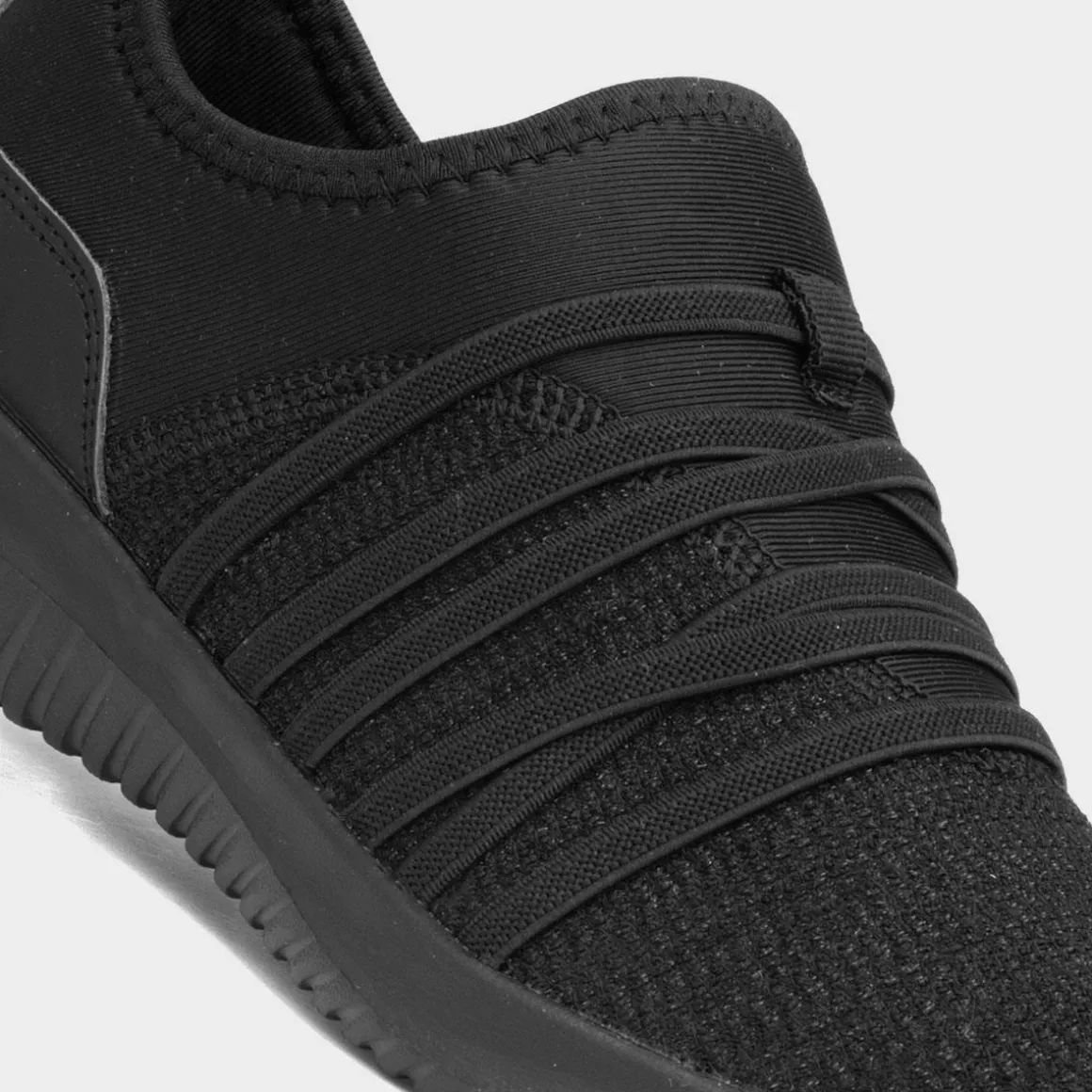 Osaga Equinox Womens Black Trainer