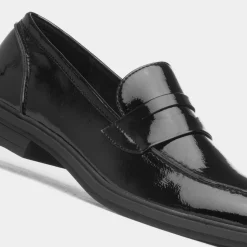Rocket Dog Gabby Womens Black Patent Loafer
