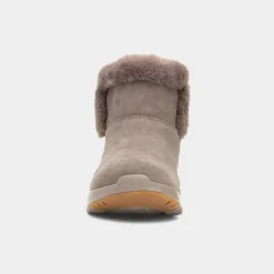 Skechers On The Go Stellar Womens Taupe Boot