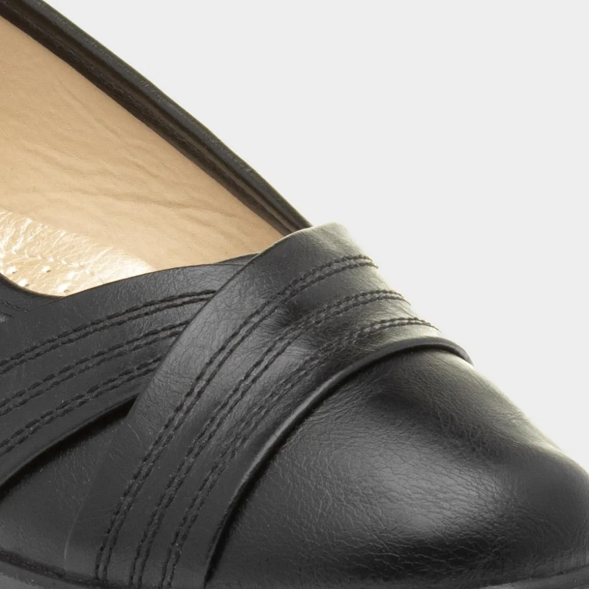 Softlites Deb Womens Black Casual Pump