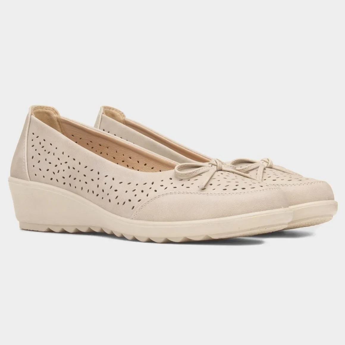 Softlites Dion Womens Cream Casual Shoe