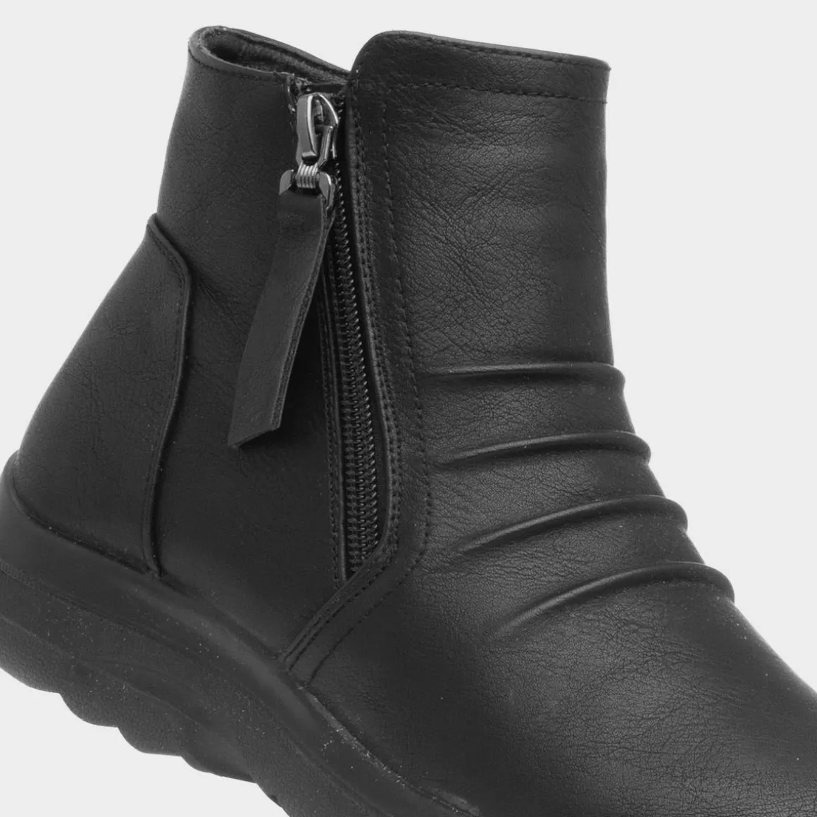Softlites Joyce Womens Black Ankle Boot