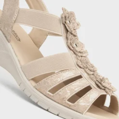 Softlites Sienna Womens Beige Flower Sandal