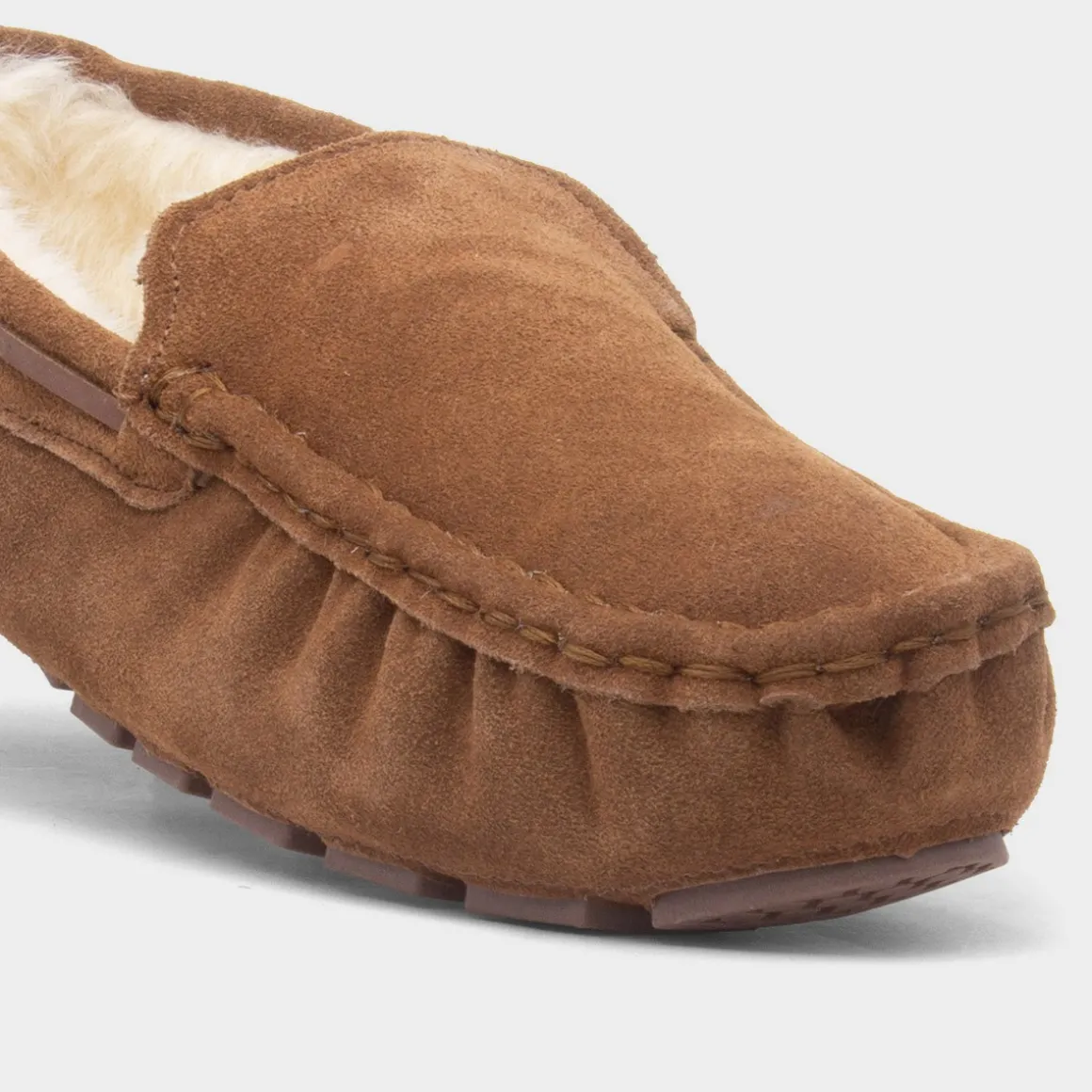 Totes Mens Tan Moccasin Suede Slipper