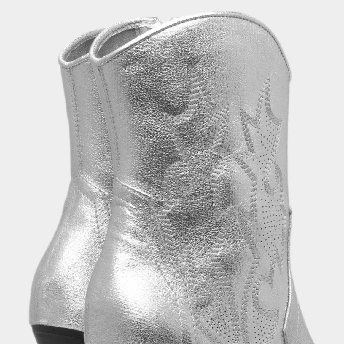 Truffle Carter Womens Silver Cowboy Boot