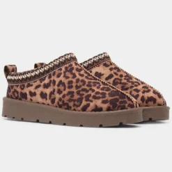 Truffle Chloe Womens Brown Cheetah Faux Fur Shoe