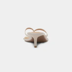 Truffle Dua Womens White Heeled Toe Post Sandal