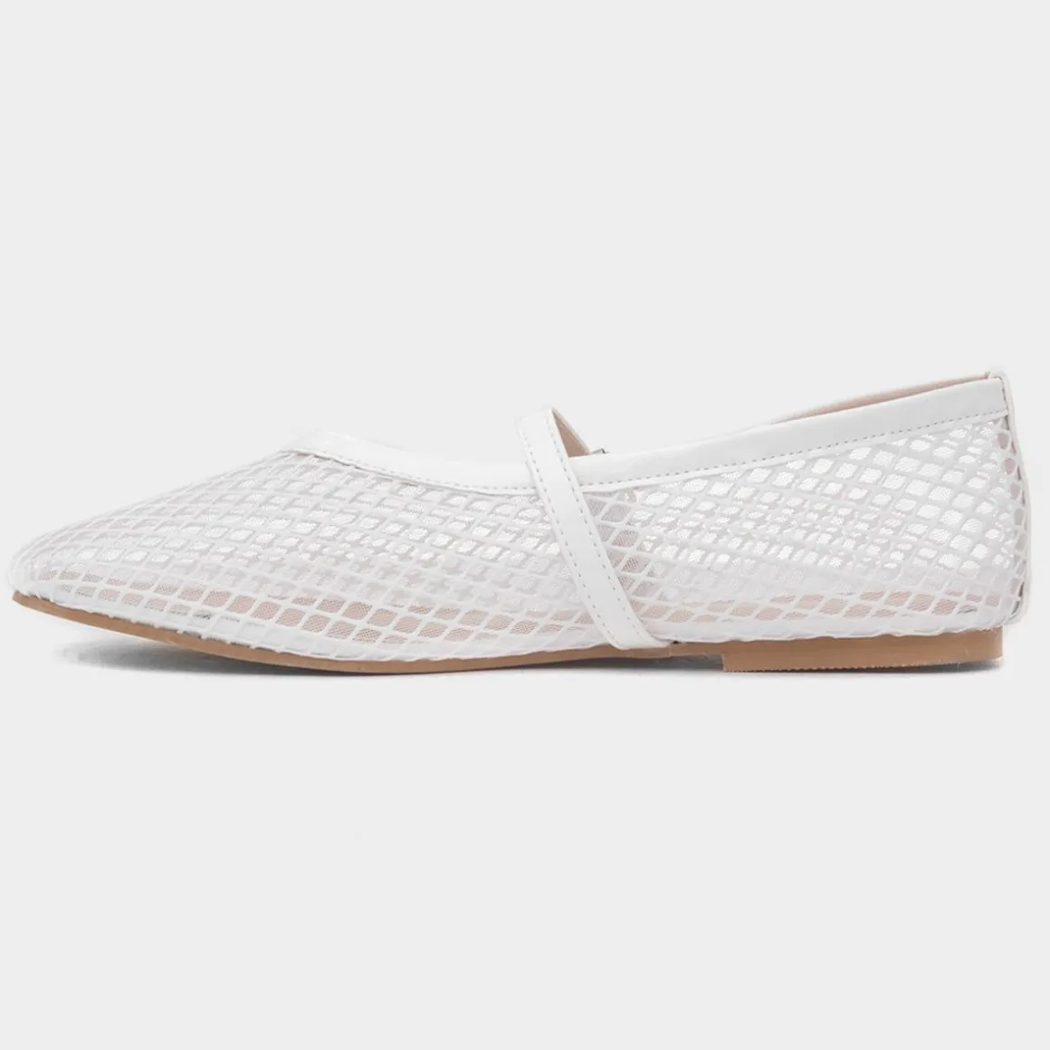 Truffle Krystal Womens White Mesh Ballerina