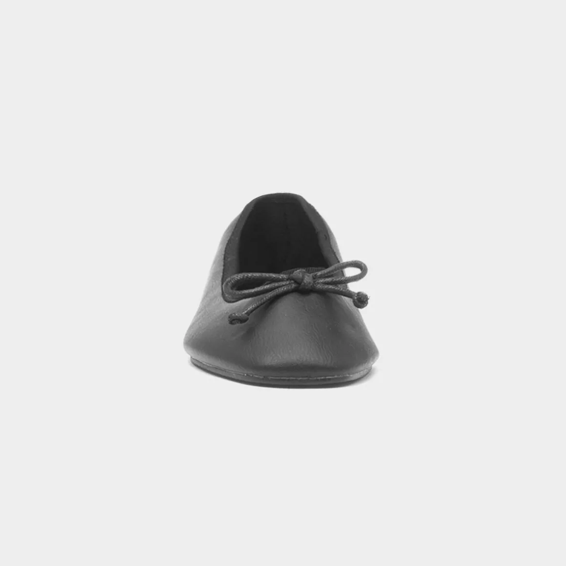 Truffle Penelope Womens Black Ballerina