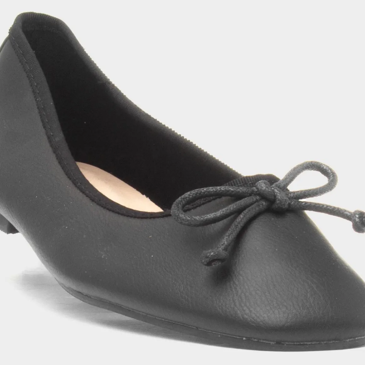 Truffle Penelope Womens Black Ballerina