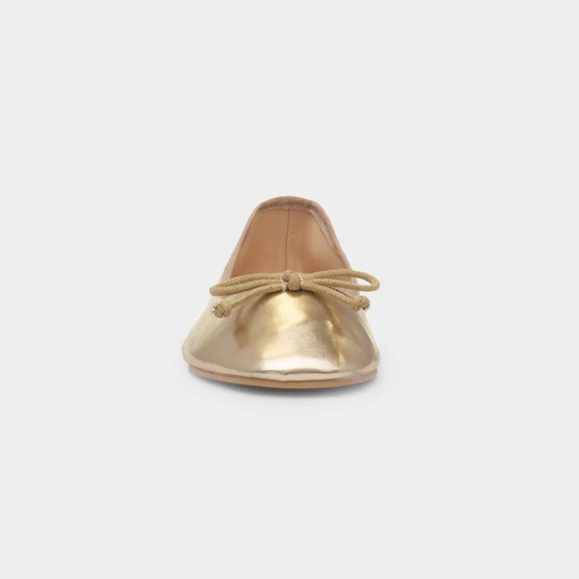 Truffle Penelope Womens Gold Ballerina