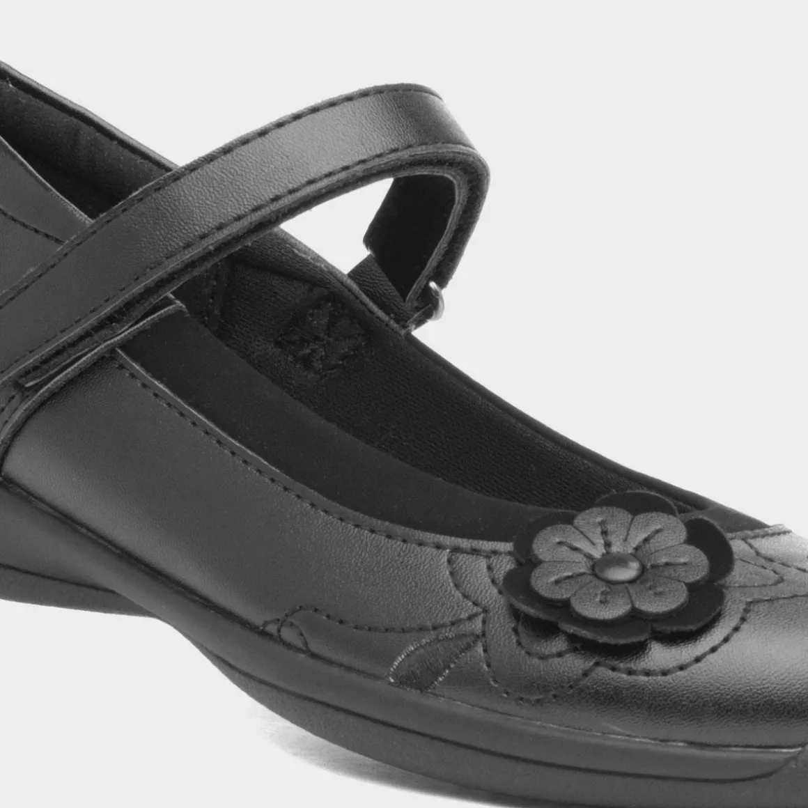 Walkright Cassidy Girls Black Flower School Shoe