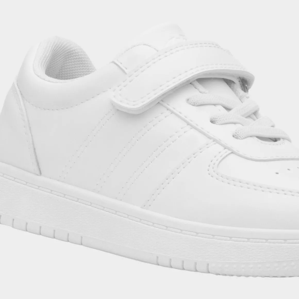 XL Aire Kids White Easy Fasten Trainer