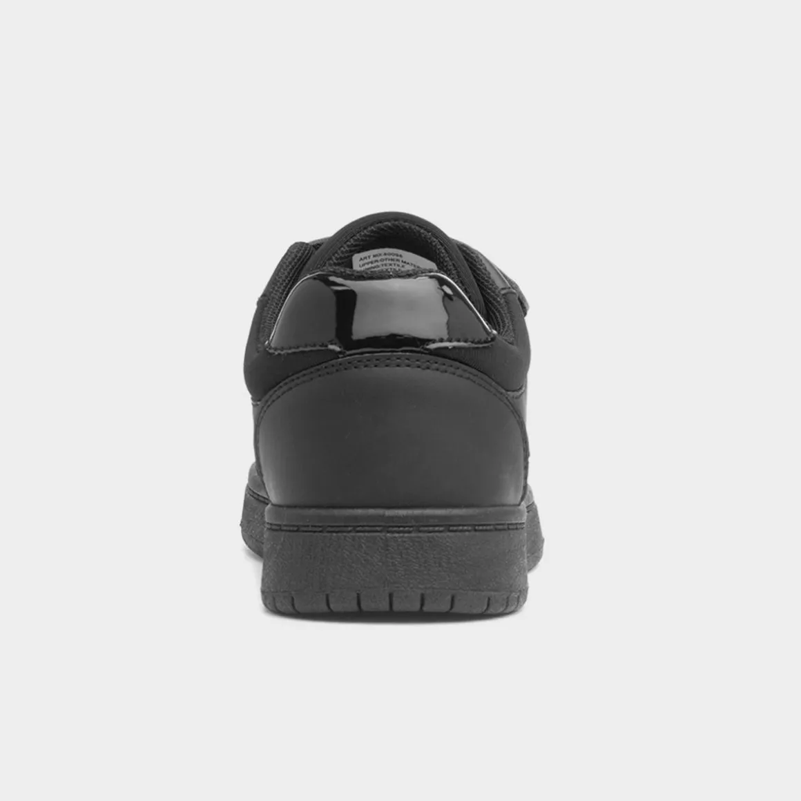 XL Buttermere Kids Black Easy Fasten Trainer
