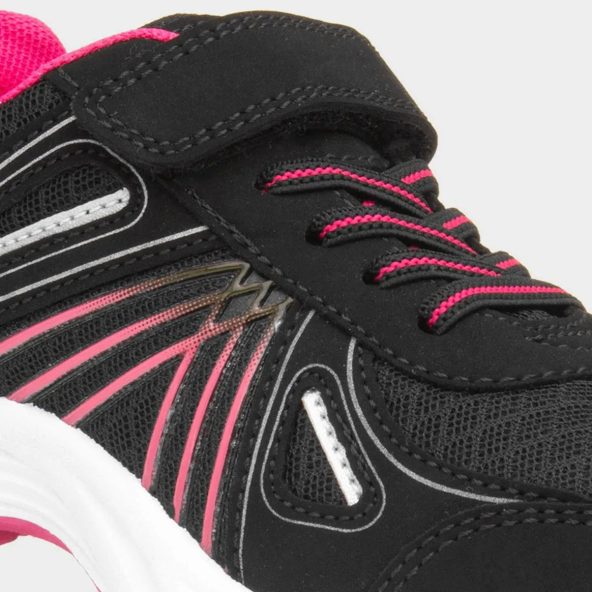 XL Yukon Kids Black & Pink Easy Fasten Trainer